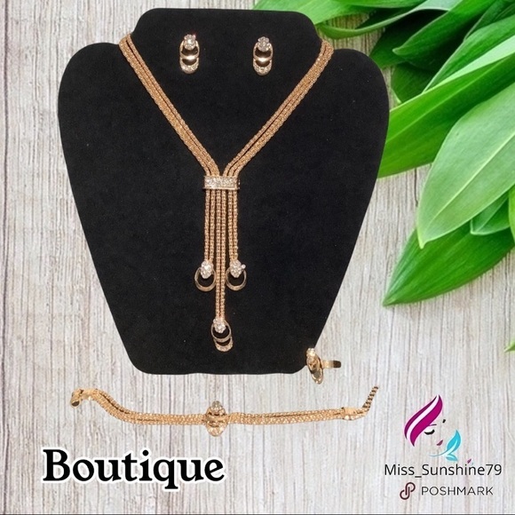 Boutique NEW - elegant Set for special occasions - Picture 1 of 6